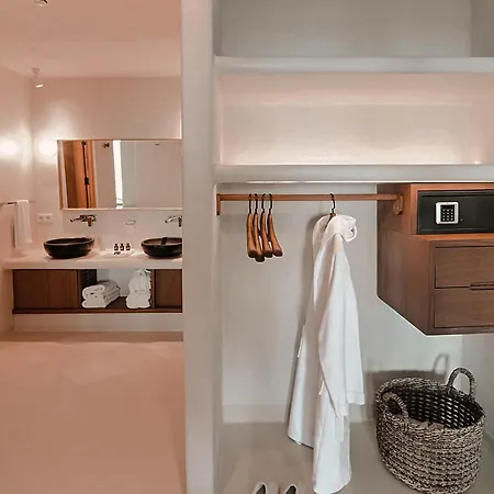 Perios House - Adults Only 5* 투룬치